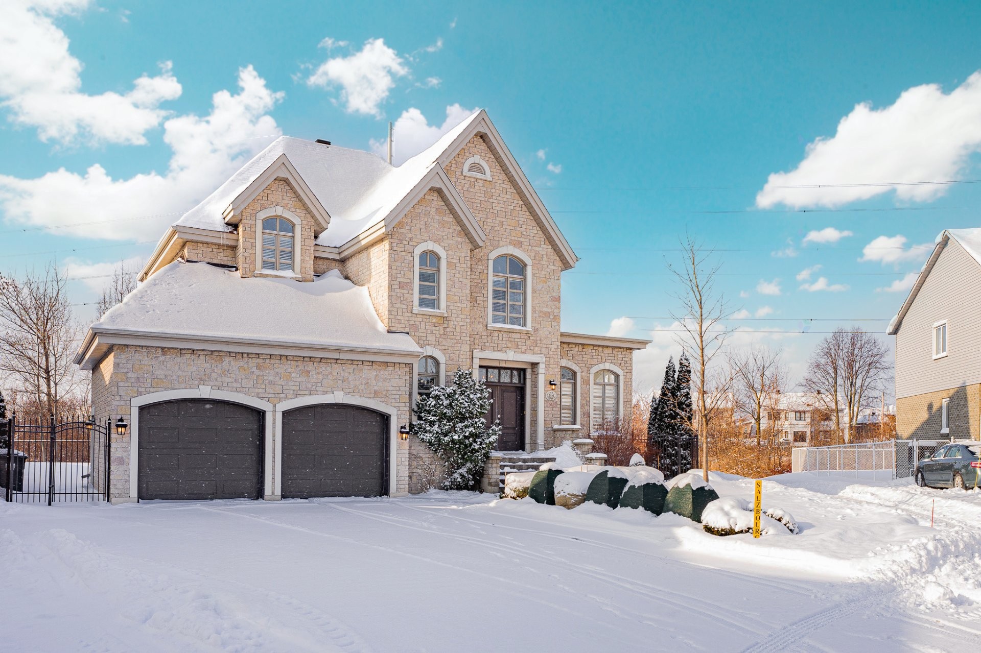 









9180


Crois. Roussel

,
Brossard,




QC
J4X2R2

