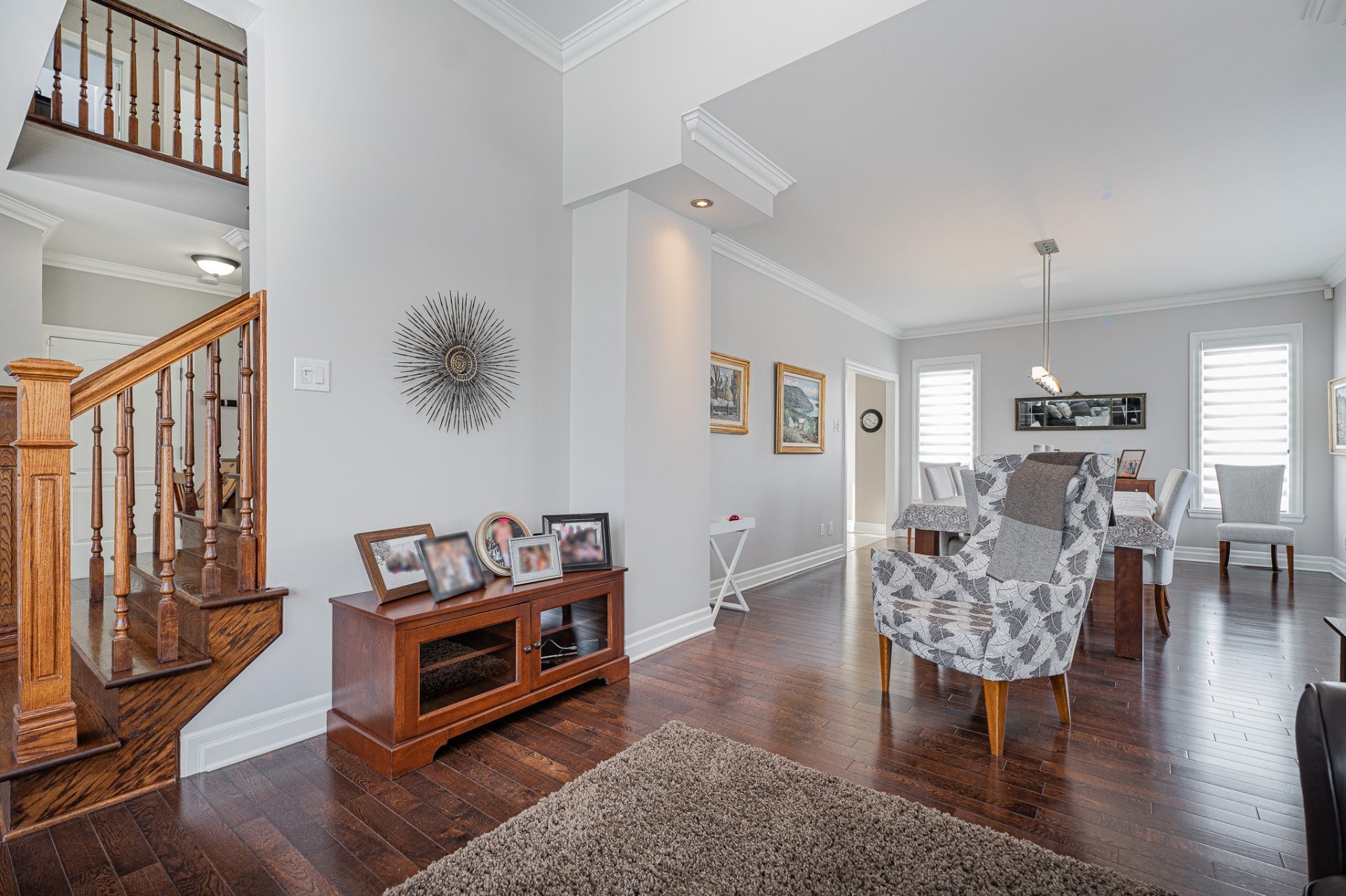 









9180


Crois. Roussel

,
Brossard,




QC
J4X2R2

