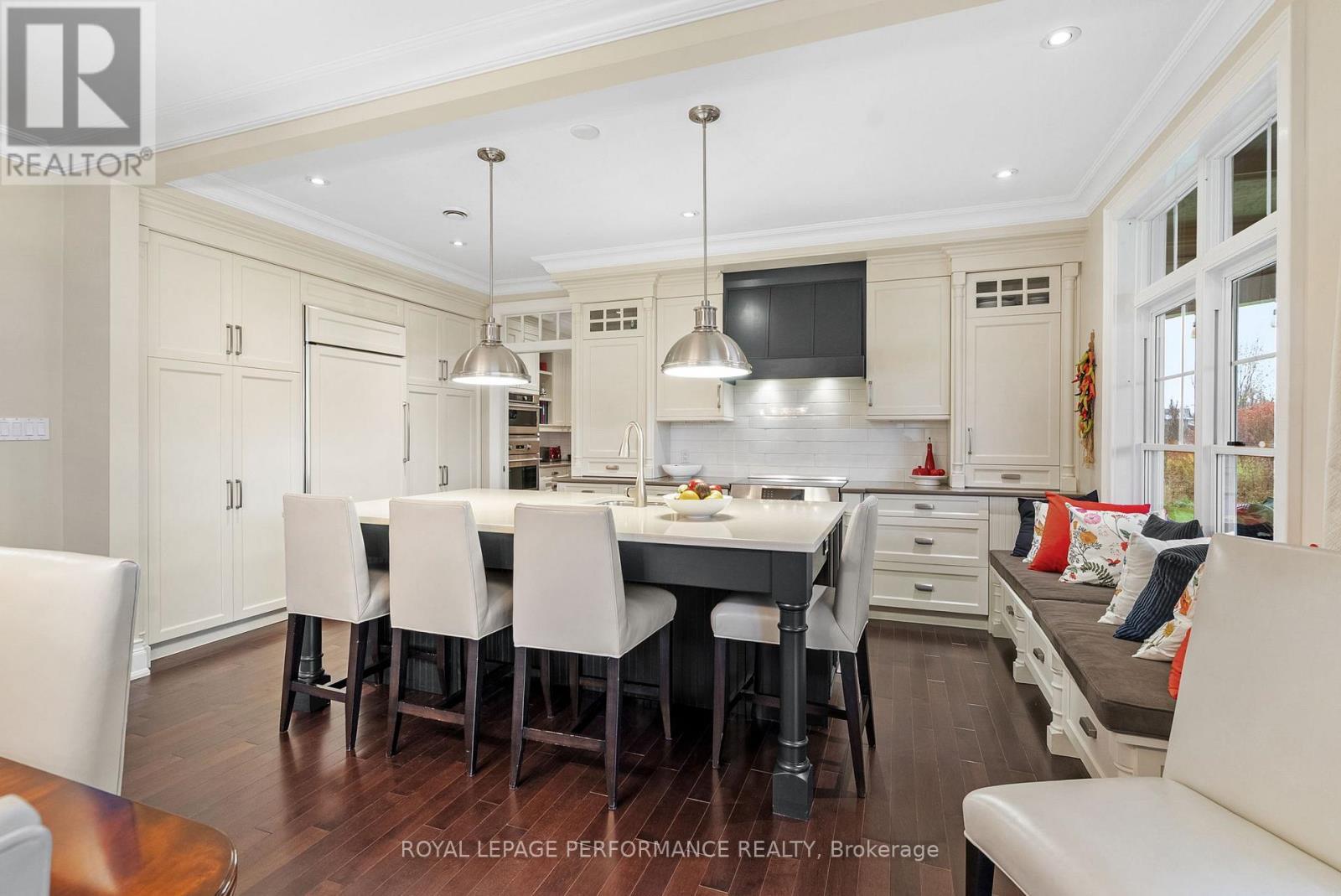 












6721 YACHT BOULEVARD

,
South Glengarry,




Ontario
K6H7N6

