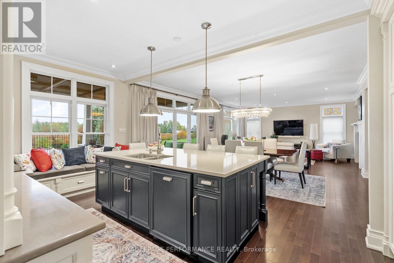 












6721 YACHT BOULEVARD

,
South Glengarry,




Ontario
K6H7N6

