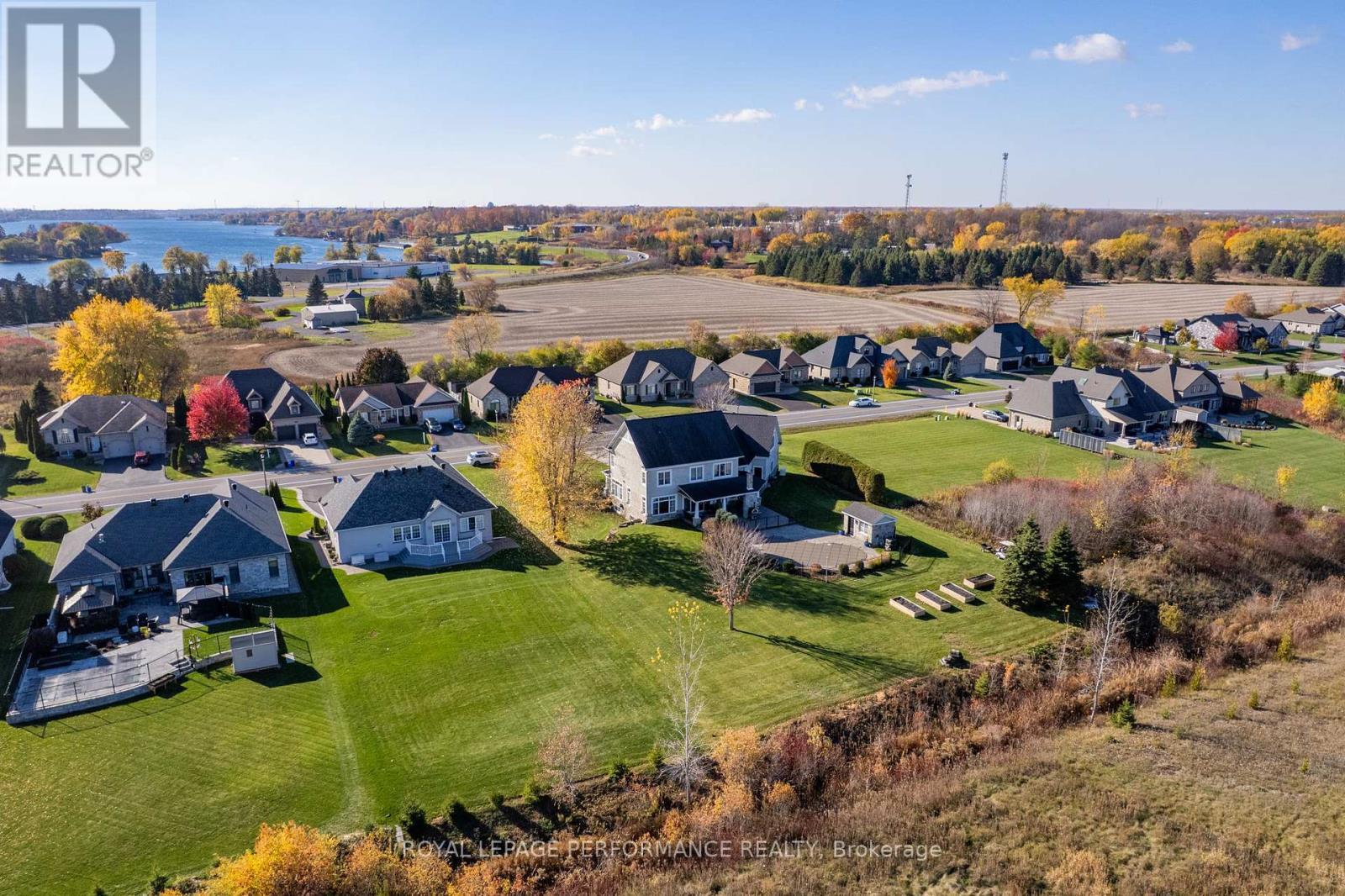 












6721 YACHT BOULEVARD

,
South Glengarry,




Ontario
K6H7N6

