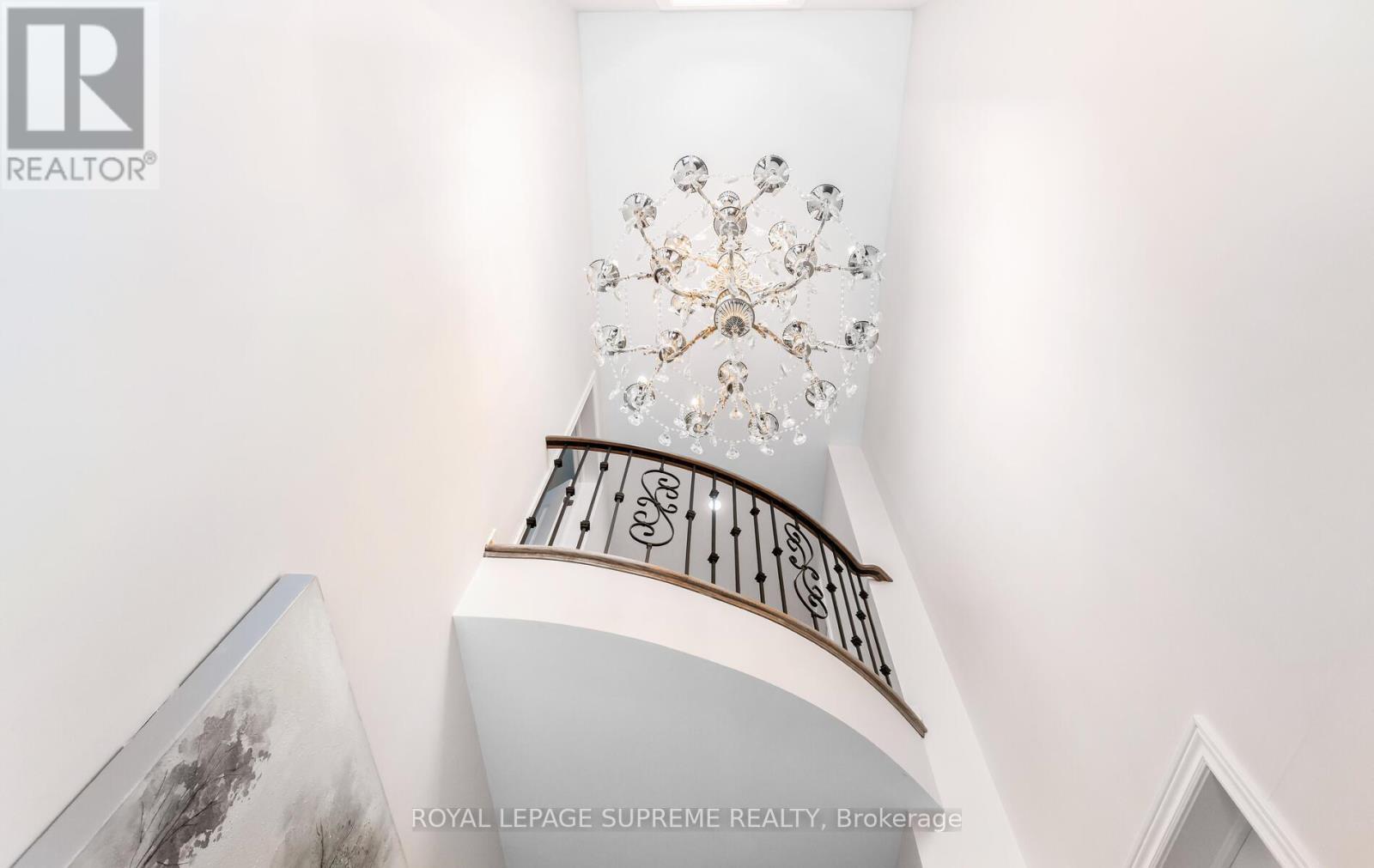 












95 SELBY CRESCENT

,
Bradford West Gwillimbury,




Ontario
L3Z0V3

