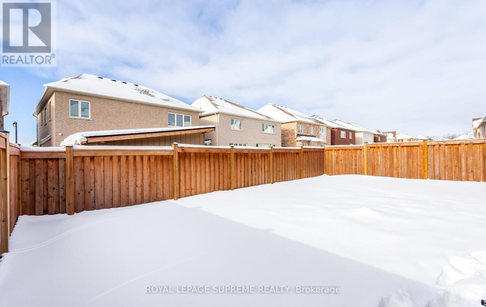 












95 SELBY CRESCENT

,
Bradford West Gwillimbury,




Ontario
L3Z0V3

