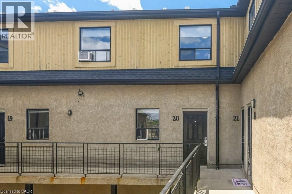 












12 BRIDGEPORT Road E Unit# 20

,
Waterloo,




Ontario
N2J2J3

