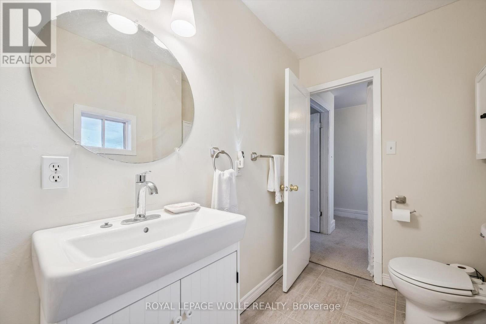 












39 ALBERT STREET W

,
Blandford-Blenheim,




Ontario
N0J1S0

