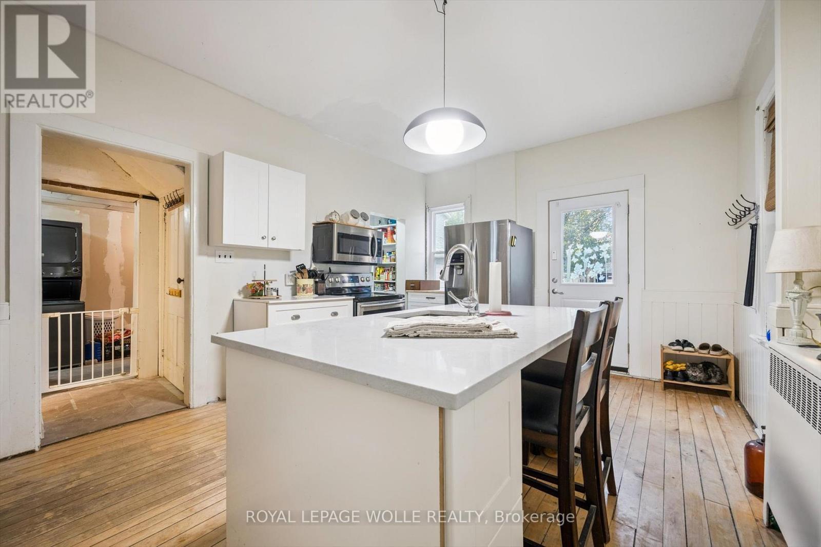 












39 ALBERT STREET W

,
Blandford-Blenheim,




Ontario
N0J1S0

