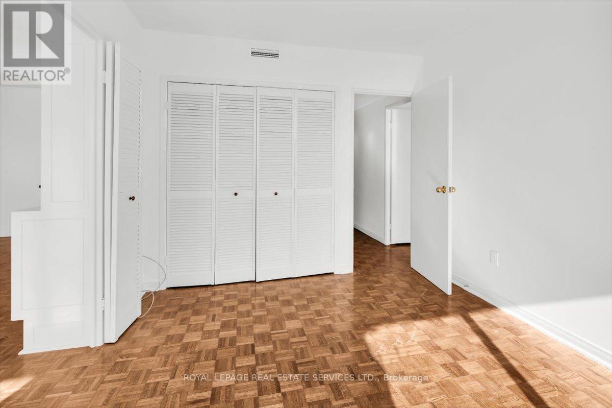 












1005 - 190 ST GEORGE STREET

,
Toronto,




Ontario
M5R2N4

