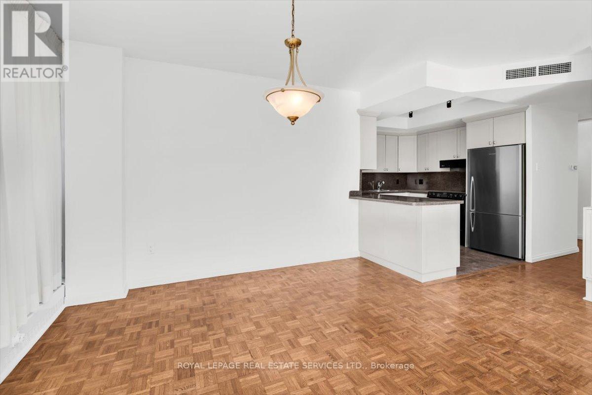 












1005 - 190 ST GEORGE STREET

,
Toronto,




Ontario
M5R2N4

