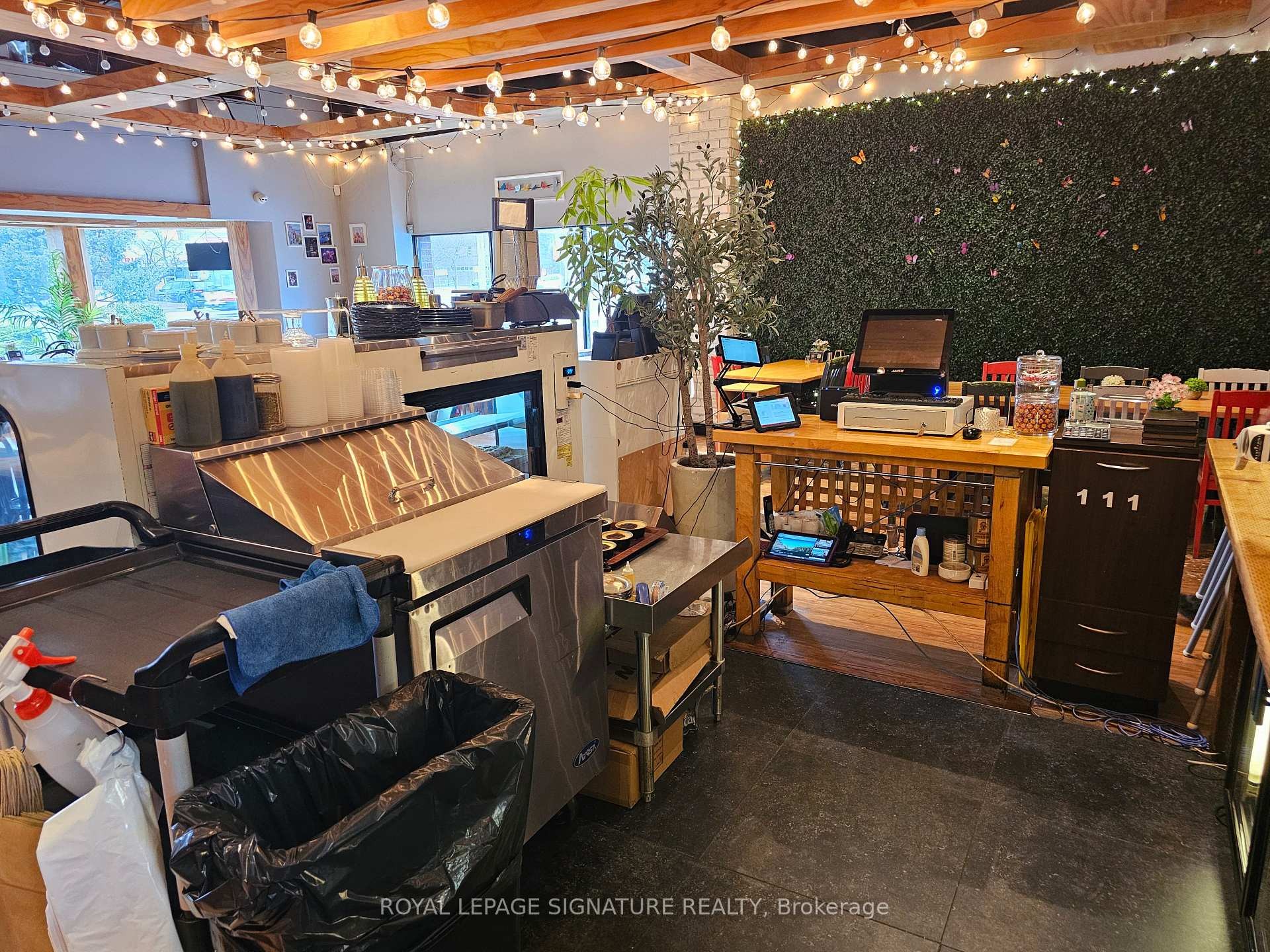 









1021


Wilson

Avenue,
Toronto,




ON
M3K 1G6

