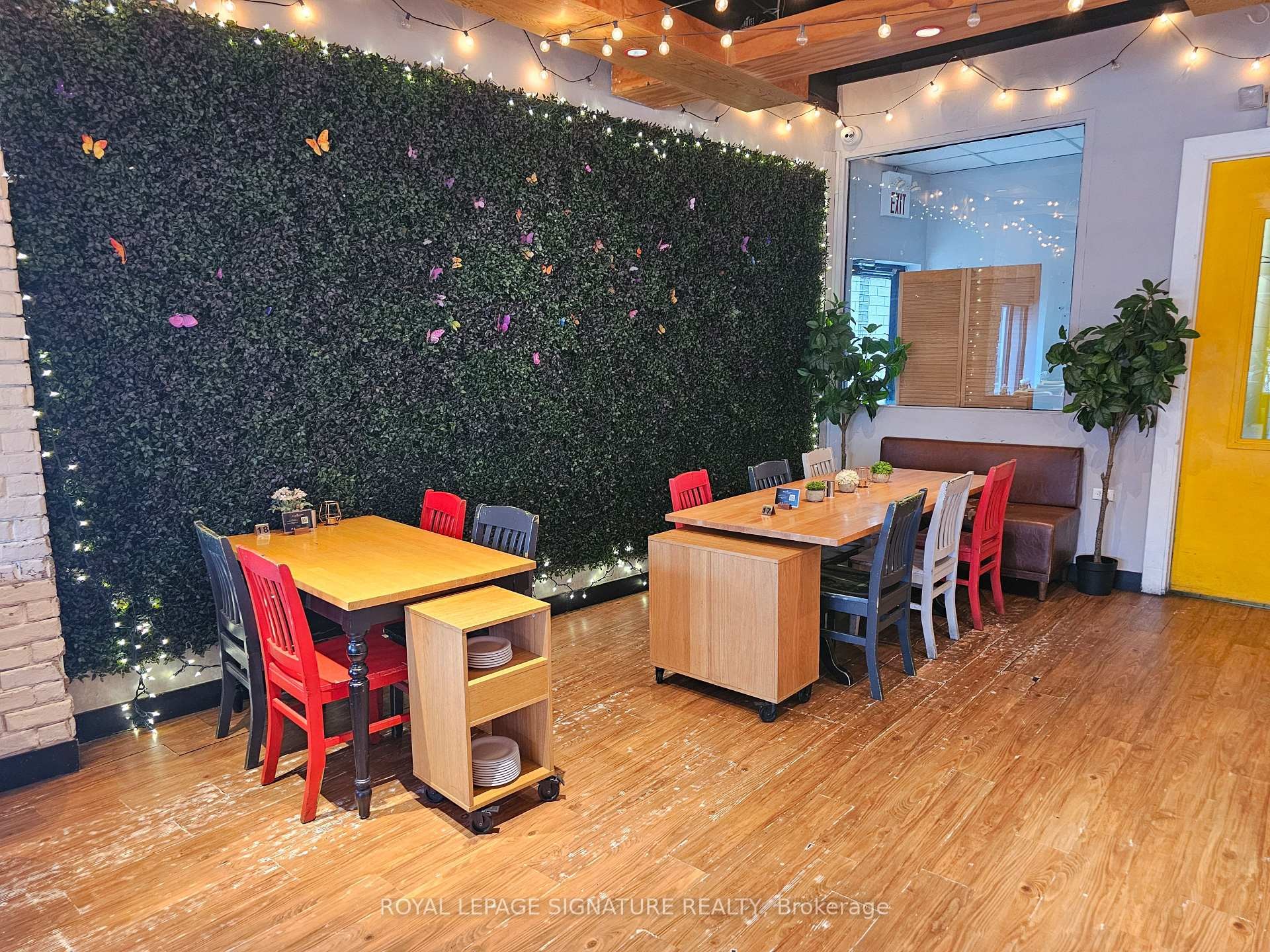 









1021


Wilson

Avenue,
Toronto,




ON
M3K 1G6

