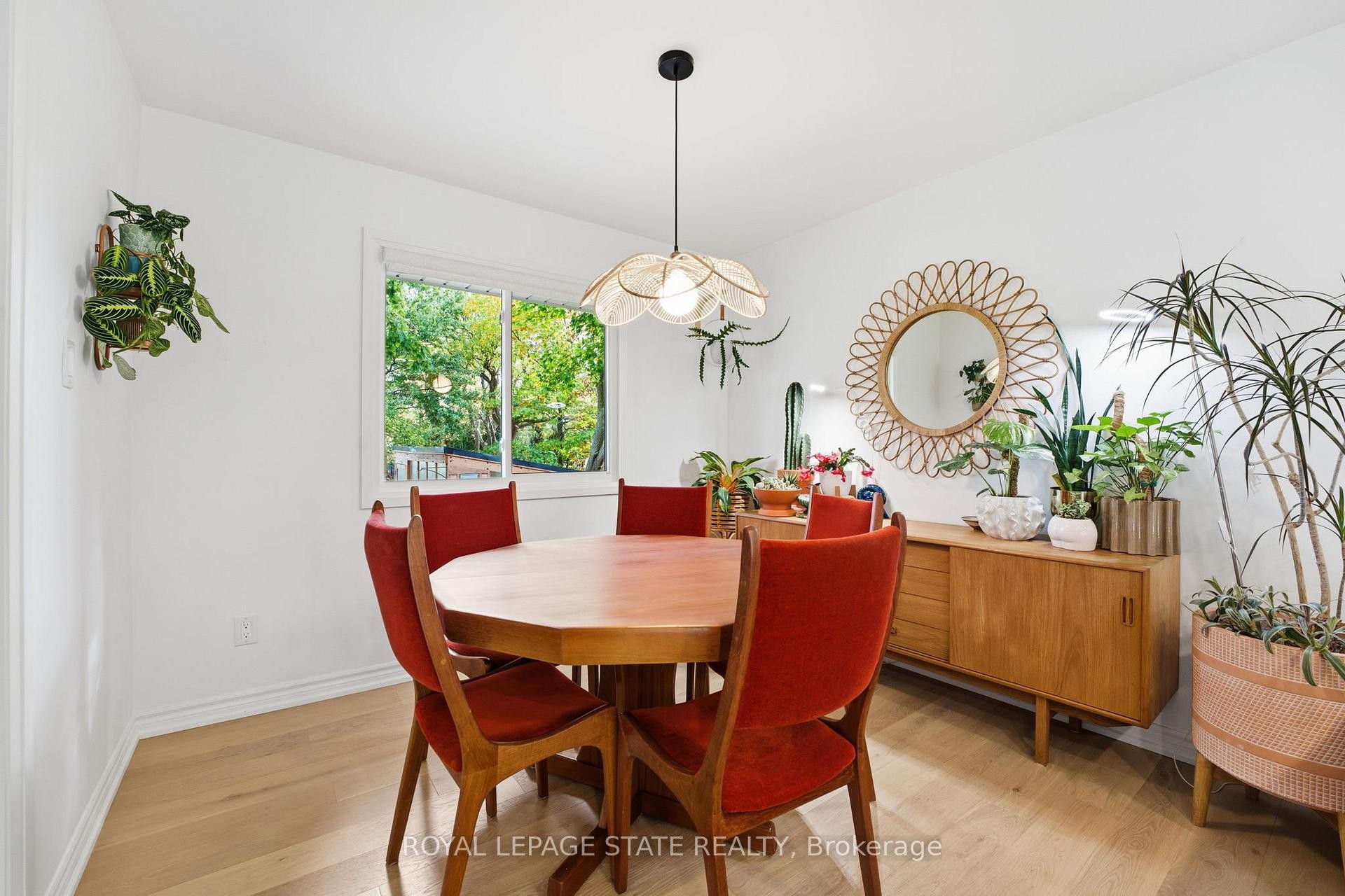 









348


Sydenham

Road,
Hamilton,




ON
L9H 5E2

