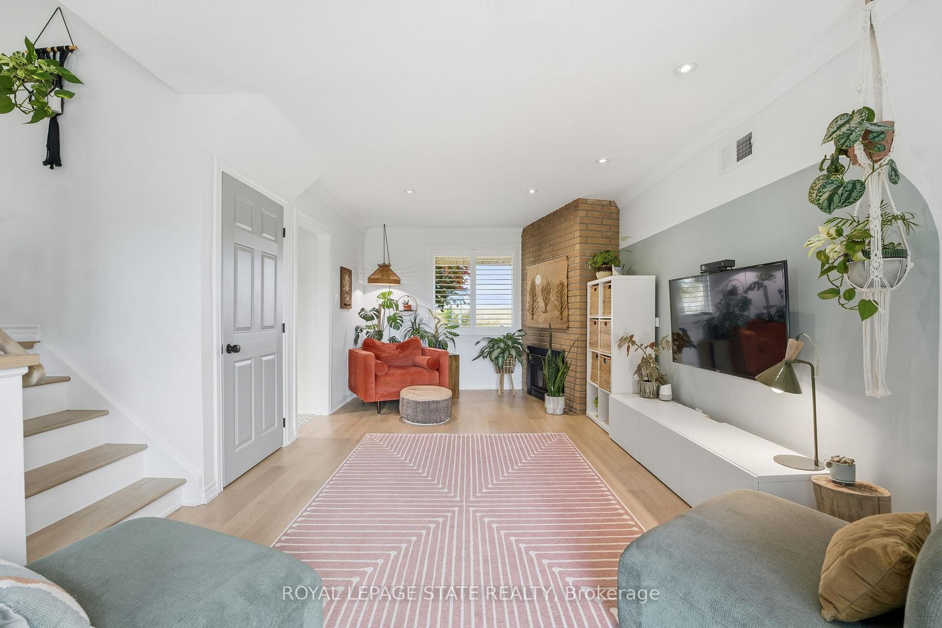 









348


Sydenham

Road,
Hamilton,




ON
L9H 5E2

