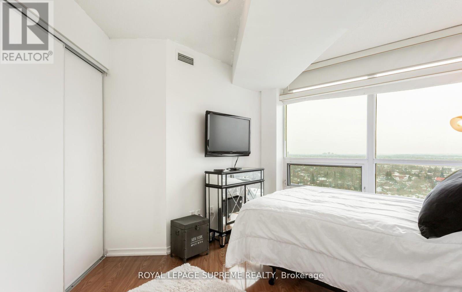 












1606 - 9 GEORGE STREET

,
Brampton,




Ontario
L6X0T6

