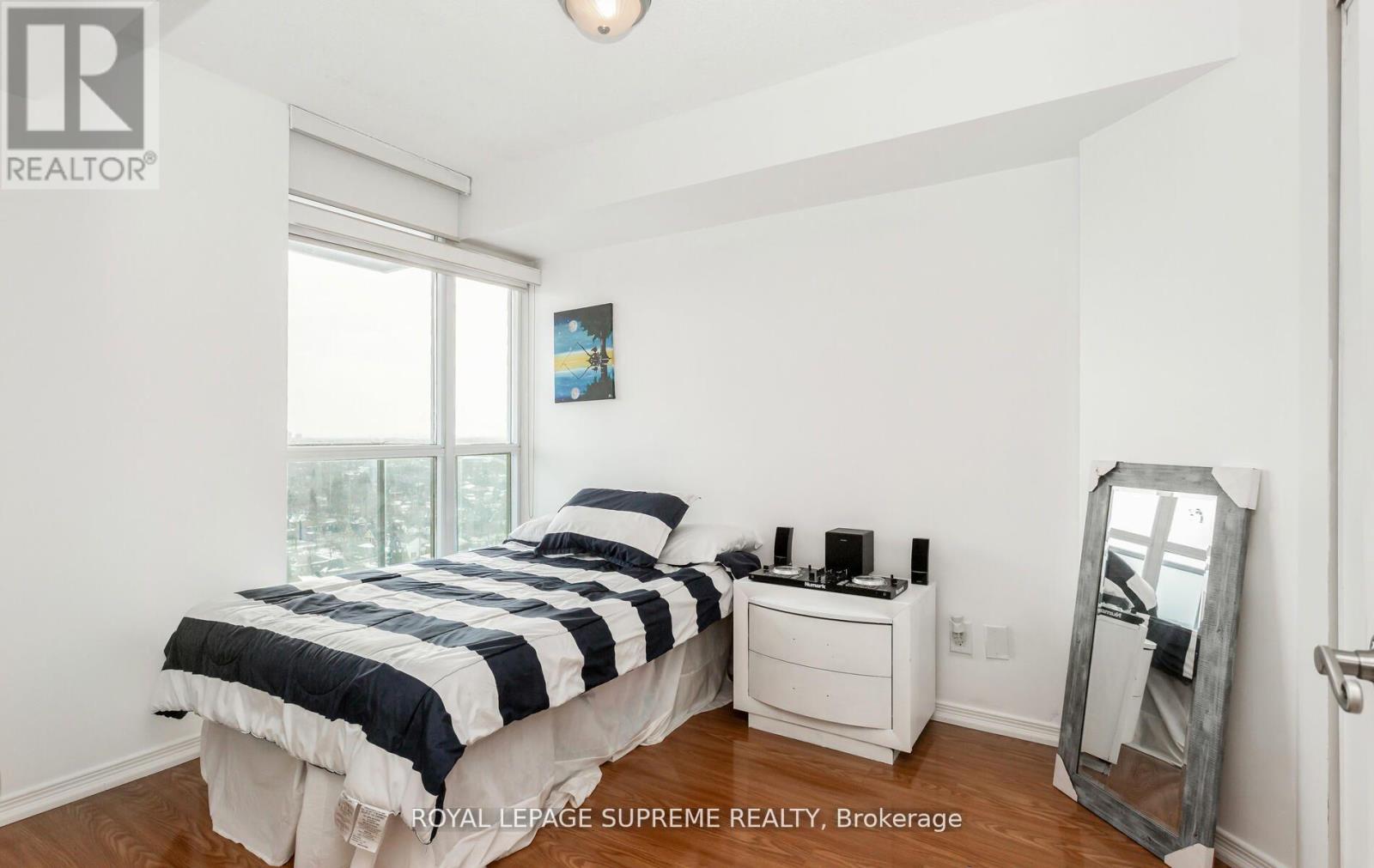 












1606 - 9 GEORGE STREET

,
Brampton,




Ontario
L6X0T6

