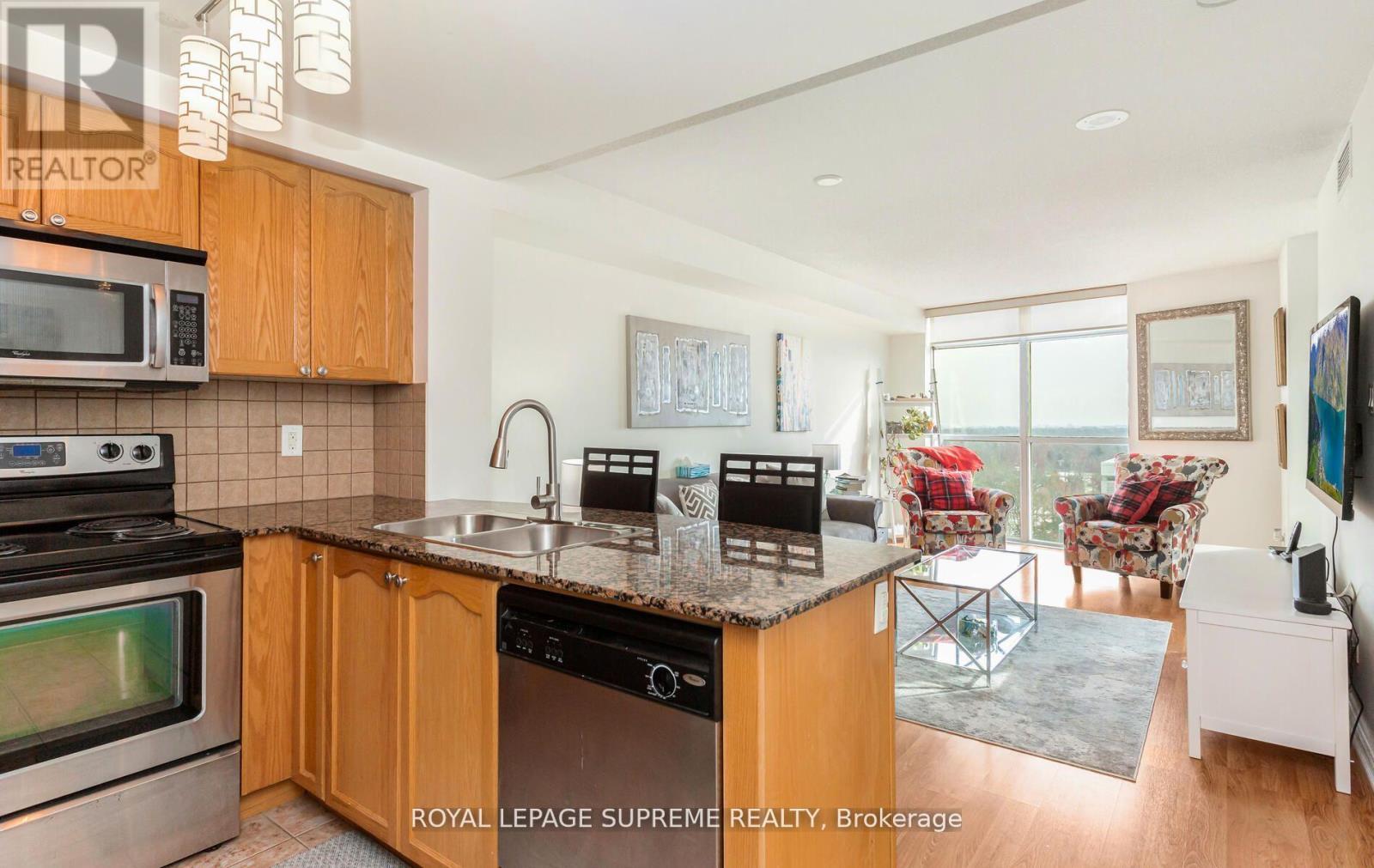 












1606 - 9 GEORGE STREET

,
Brampton,




Ontario
L6X0T6

