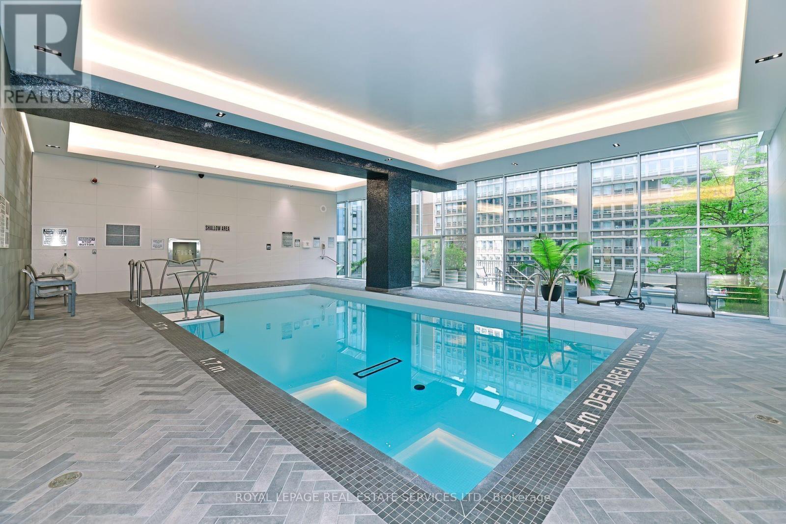 












1703 - 110 BLOOR STREET W

,
Toronto,




Ontario
M5S2W7

