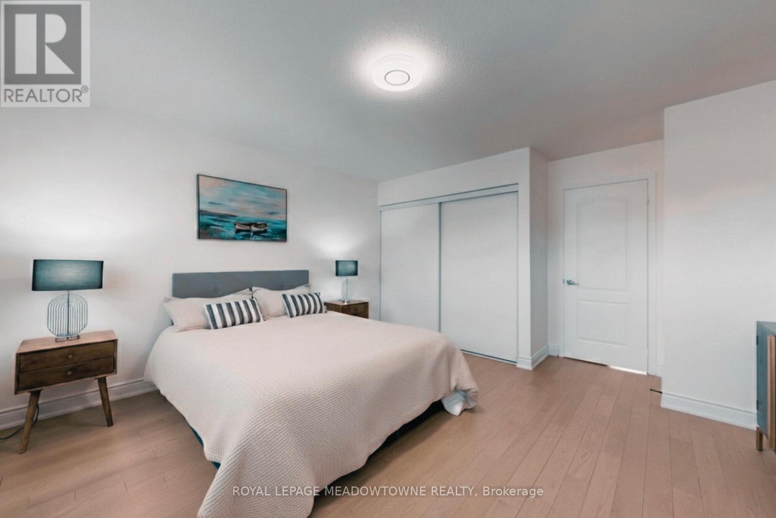 












7293 ROSEHURST DRIVE

,
Mississauga,




Ontario
L5N8H1

