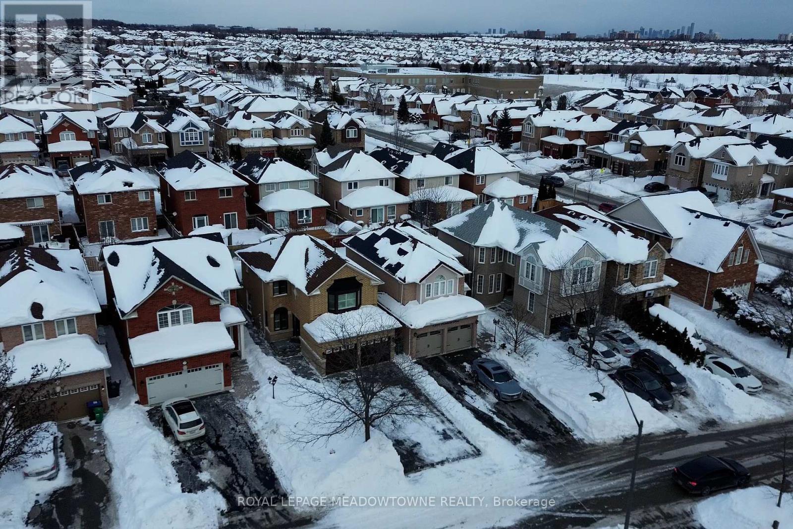 












7293 ROSEHURST DRIVE

,
Mississauga,




Ontario
L5N8H1

