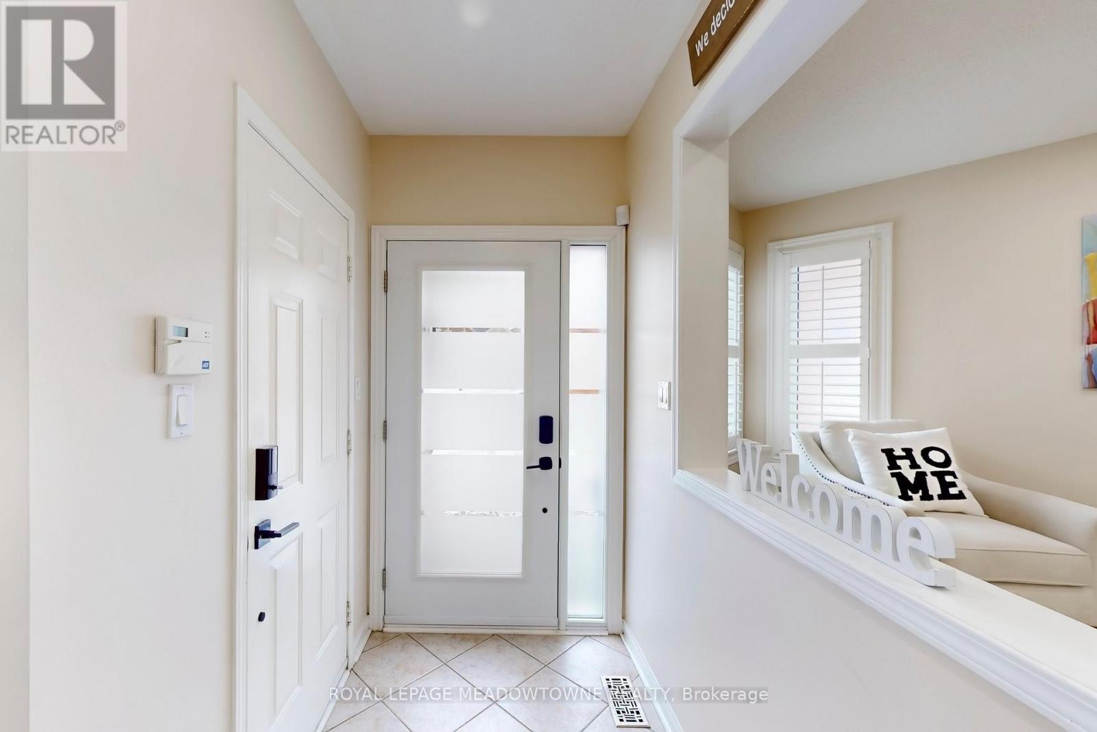 












7293 ROSEHURST DRIVE

,
Mississauga,




Ontario
L5N8H1

