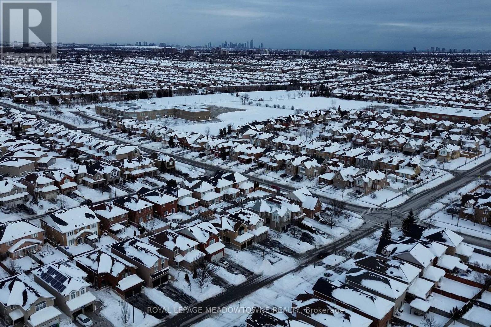 












7293 ROSEHURST DRIVE

,
Mississauga,




Ontario
L5N8H1

