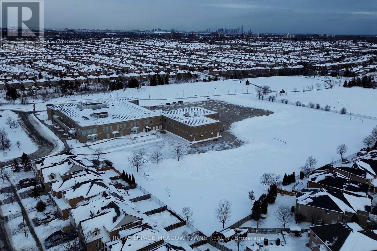 












7293 ROSEHURST DRIVE

,
Mississauga,




Ontario
L5N8H1

