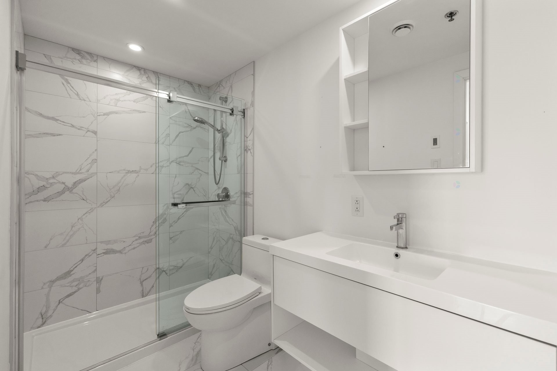 









170


Rue Principale

, 216,
Saint-Zotique,




QC
J0P1Z0

