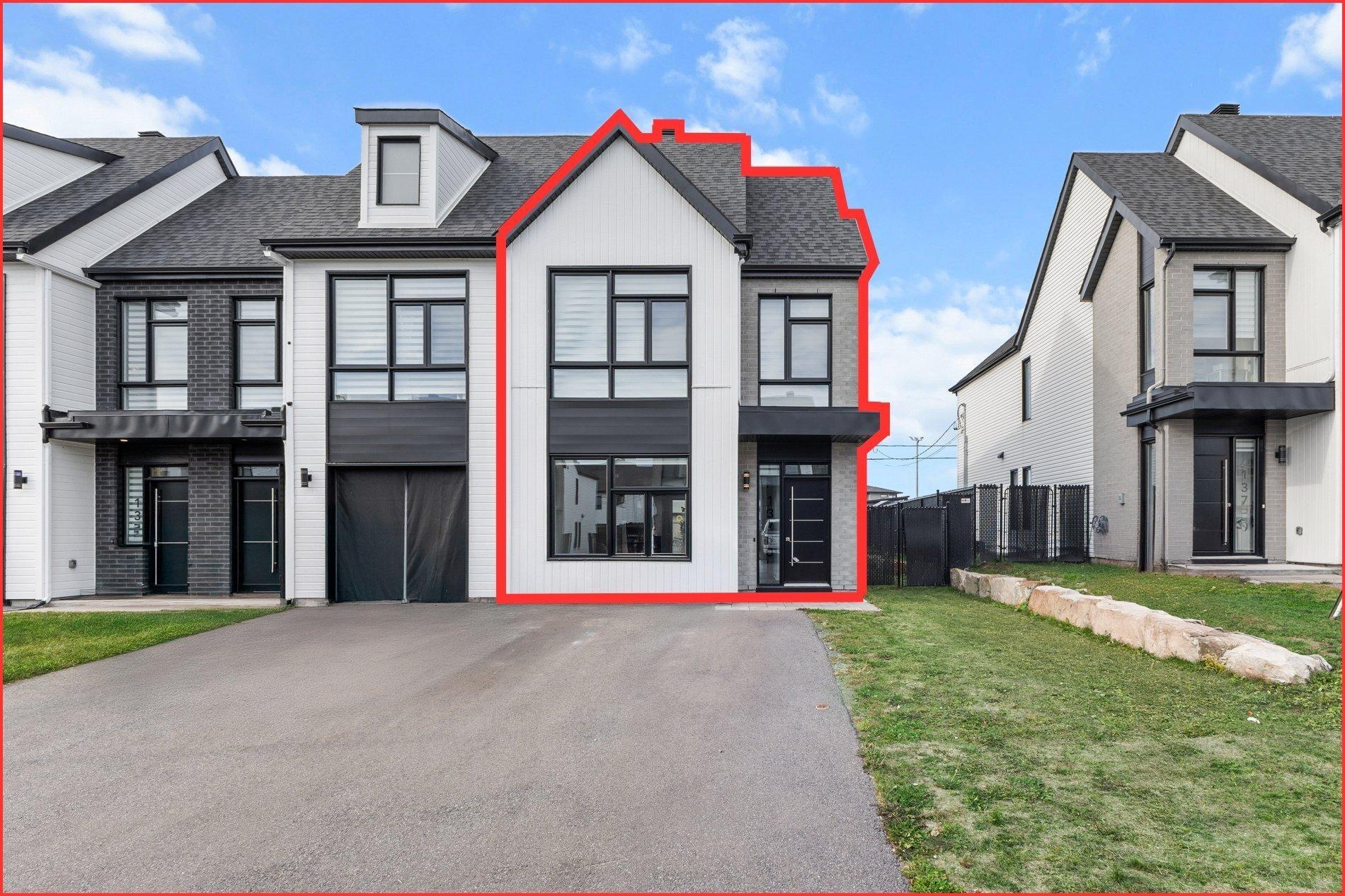 









13750


Rue du Merlot

,
Mirabel,




QC
J7N3P1

