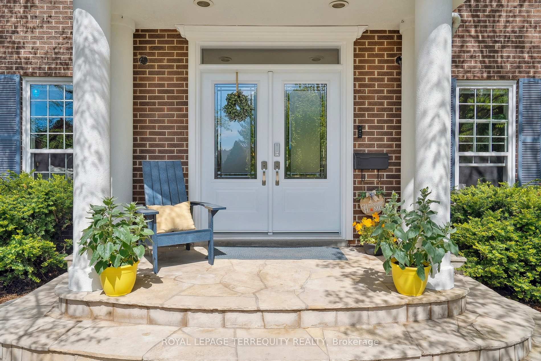 









219


Valleyview

Court,
Oakville,




ON
L6L 5H9

