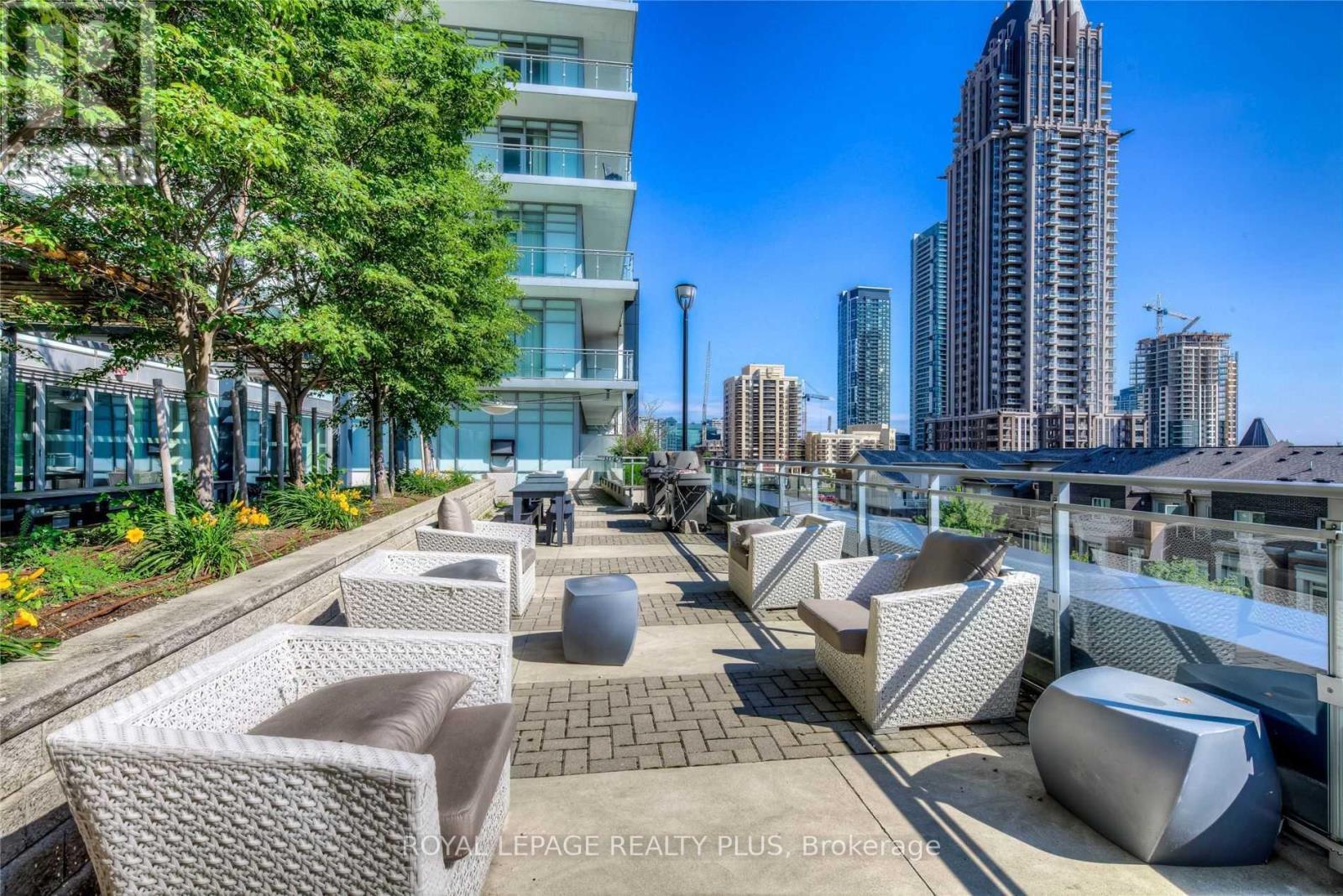 












603 - 365 PRINCE OF WALES DRIVE

,
Mississauga,




Ontario
L5B0G6

