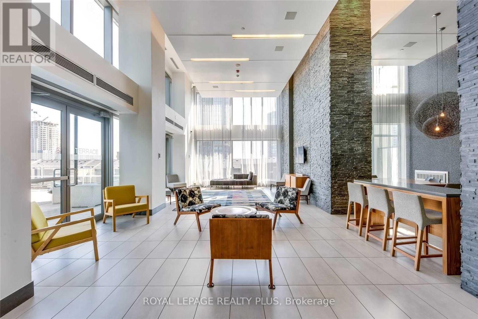 












603 - 365 PRINCE OF WALES DRIVE

,
Mississauga,




Ontario
L5B0G6

