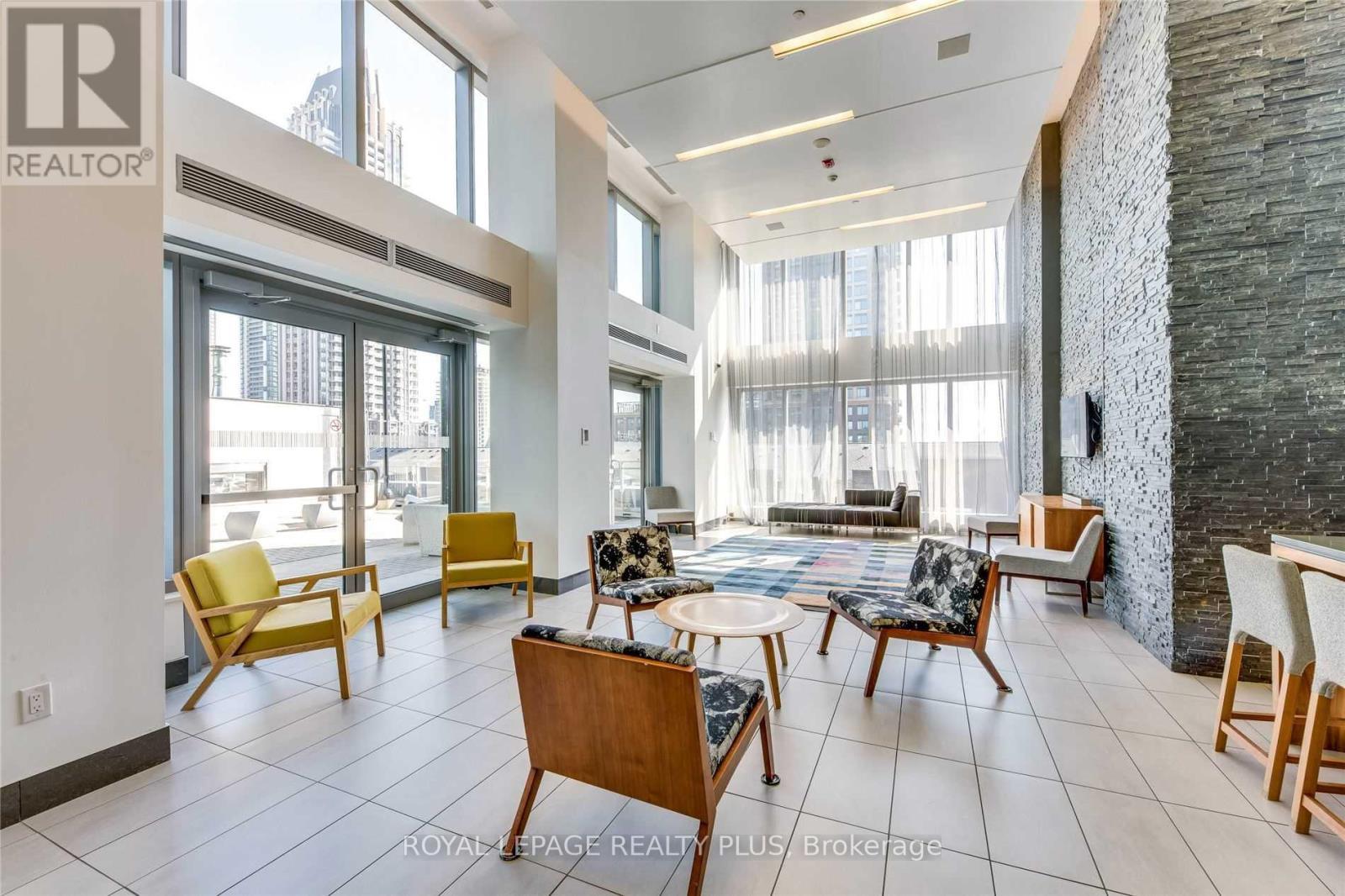 












603 - 365 PRINCE OF WALES DRIVE

,
Mississauga,




Ontario
L5B0G6

