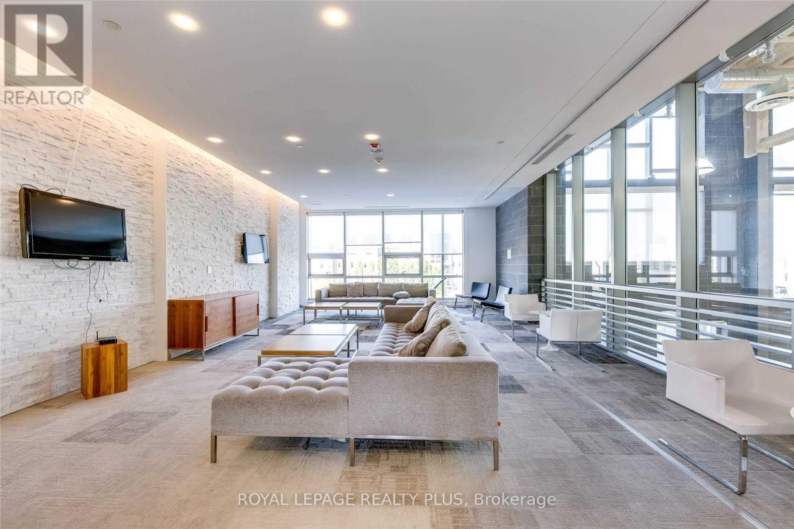 












603 - 365 PRINCE OF WALES DRIVE

,
Mississauga,




Ontario
L5B0G6

