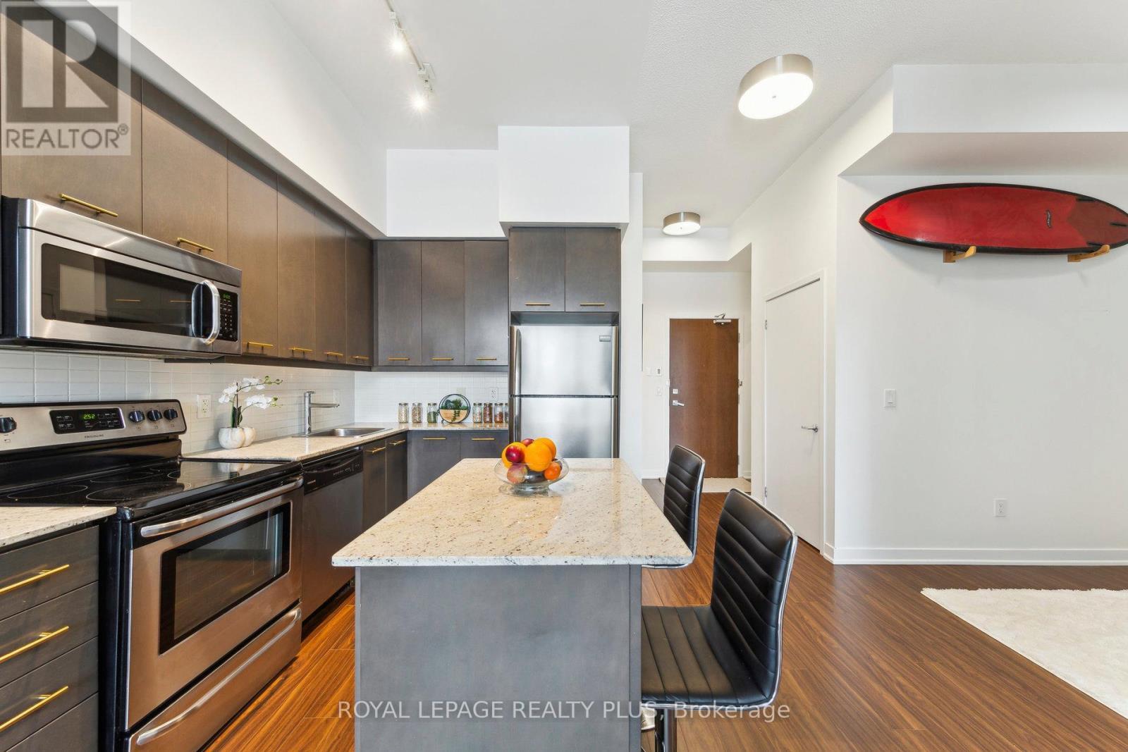 












603 - 365 PRINCE OF WALES DRIVE

,
Mississauga,




Ontario
L5B0G6

