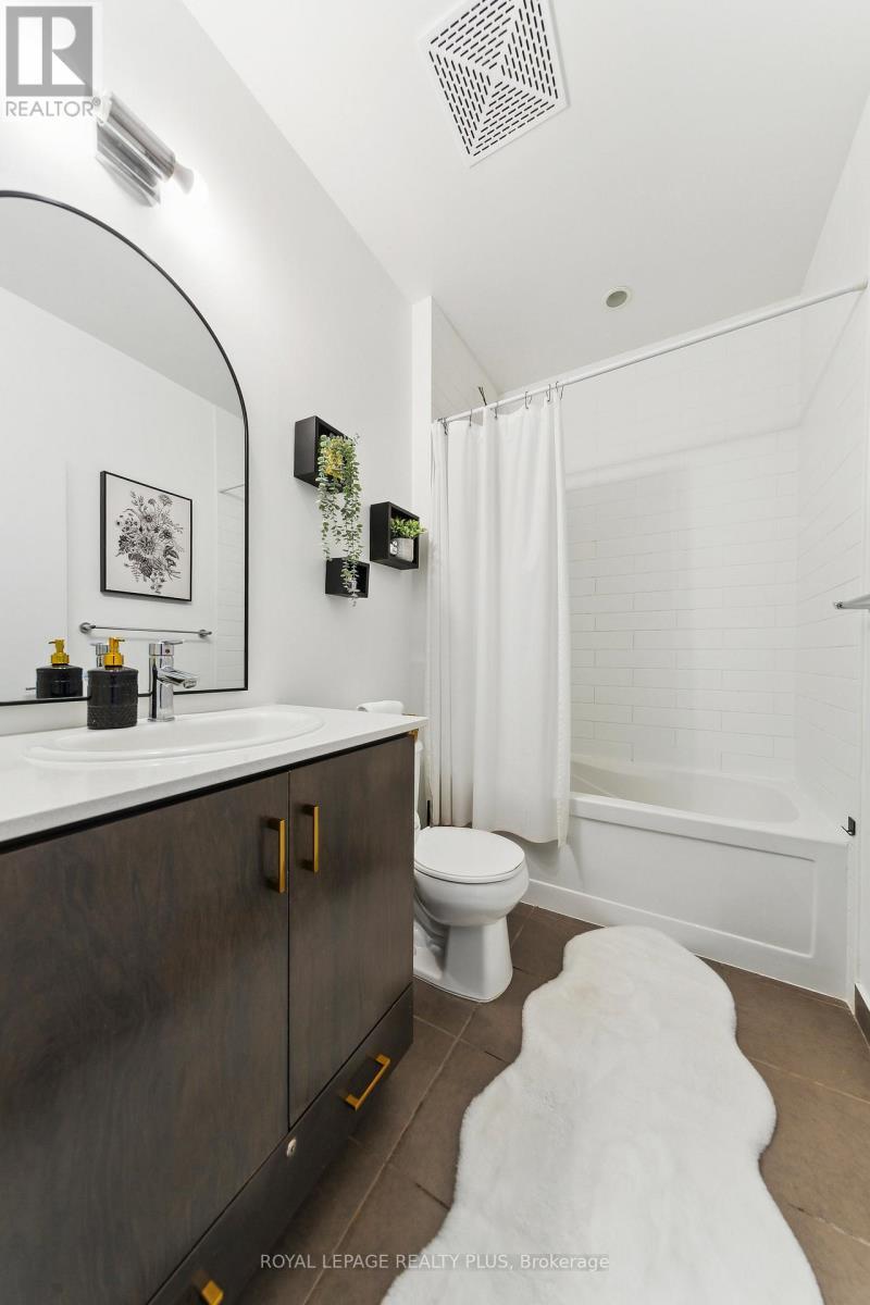 












603 - 365 PRINCE OF WALES DRIVE

,
Mississauga,




Ontario
L5B0G6

