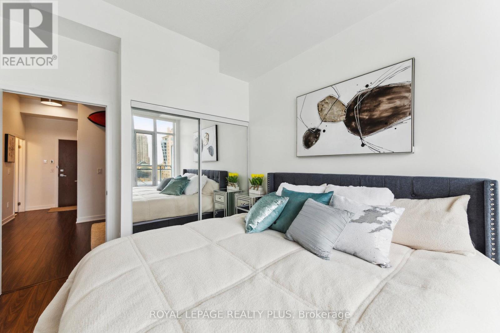 












603 - 365 PRINCE OF WALES DRIVE

,
Mississauga,




Ontario
L5B0G6

