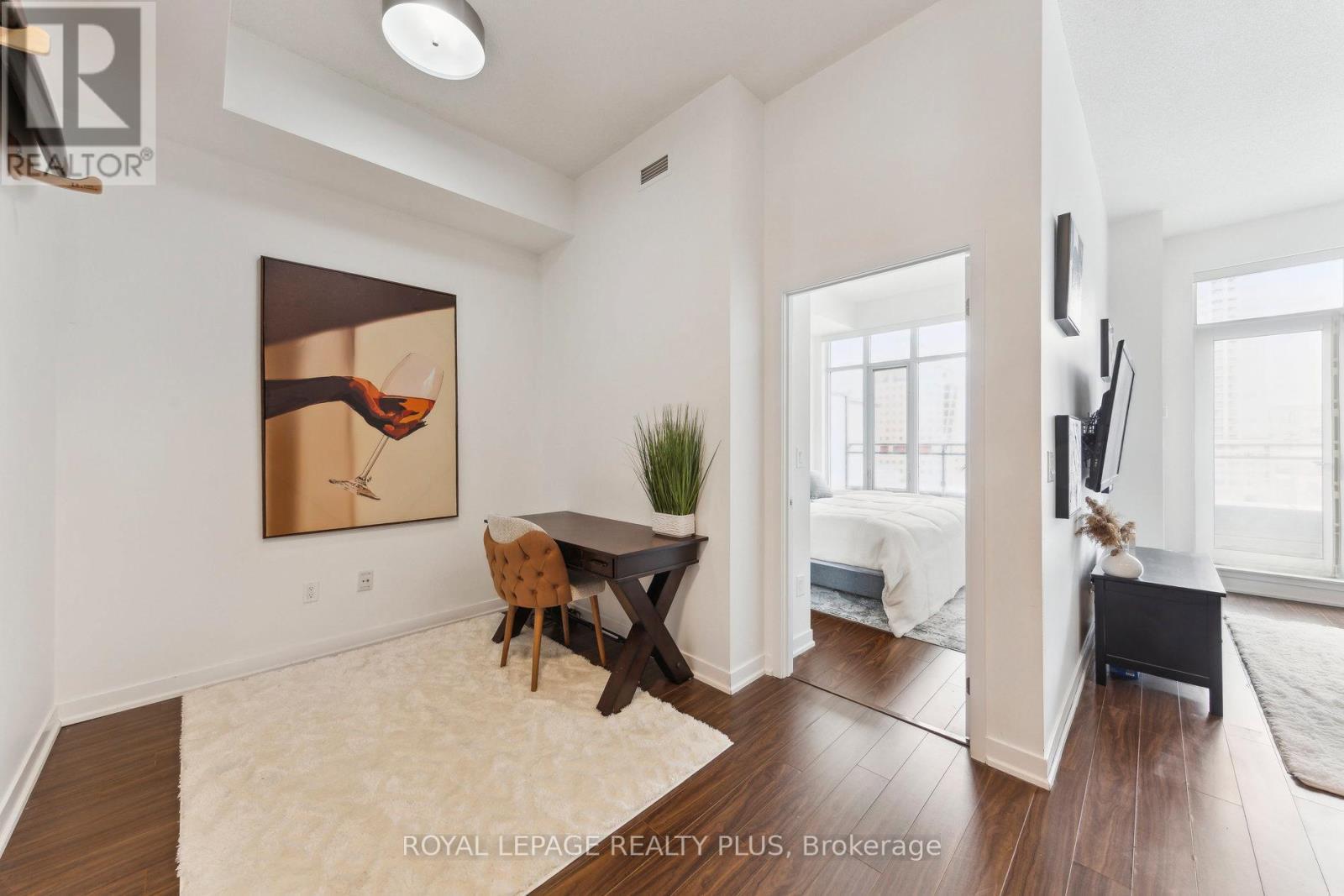 












603 - 365 PRINCE OF WALES DRIVE

,
Mississauga,




Ontario
L5B0G6

