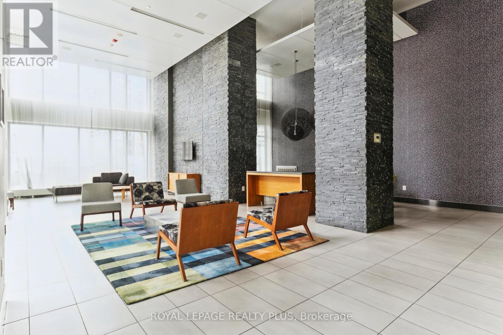 












603 - 365 PRINCE OF WALES DRIVE

,
Mississauga,




Ontario
L5B0G6

