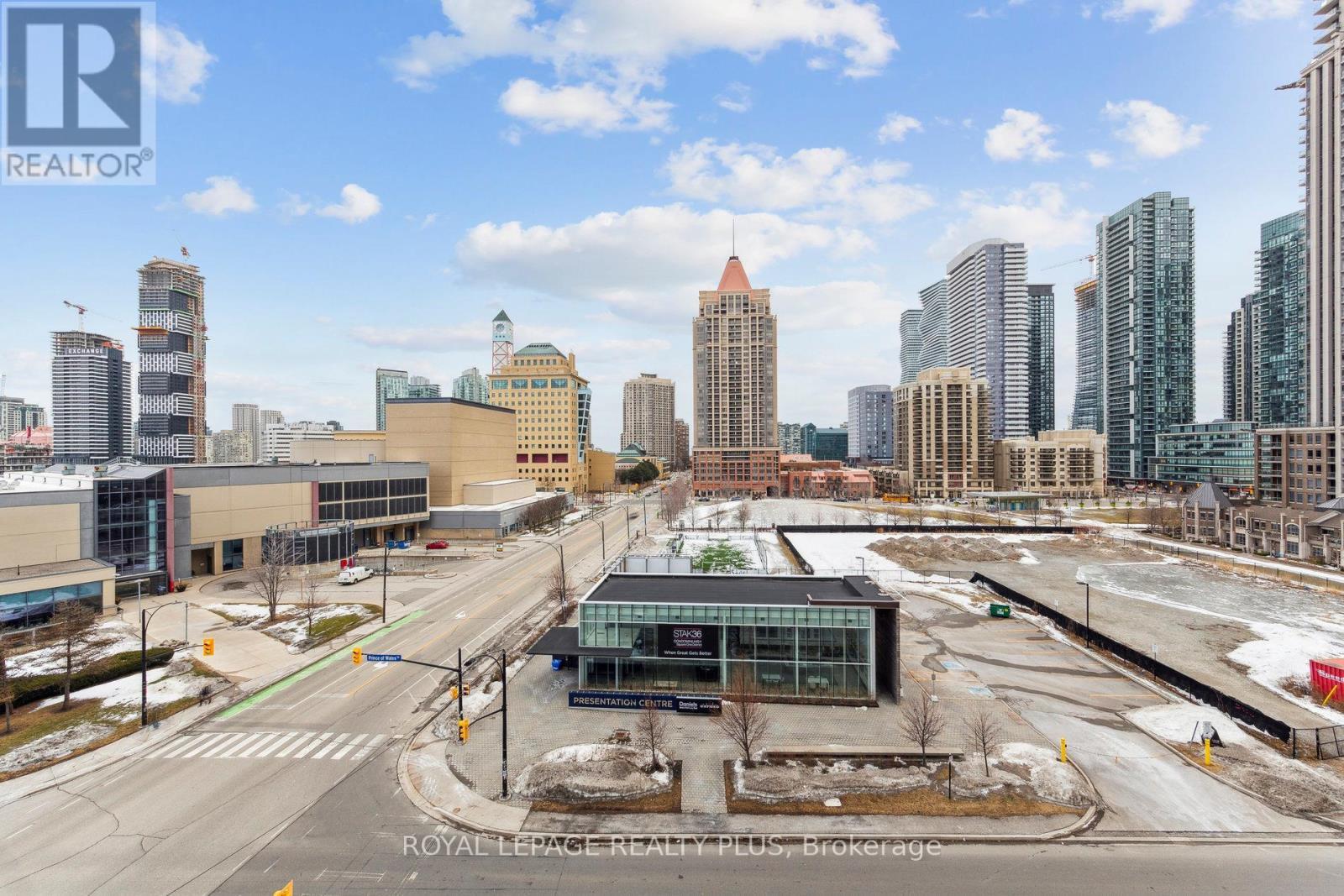 












603 - 365 PRINCE OF WALES DRIVE

,
Mississauga,




Ontario
L5B0G6

