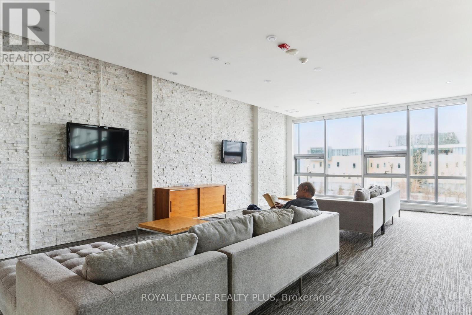 












603 - 365 PRINCE OF WALES DRIVE

,
Mississauga,




Ontario
L5B0G6

