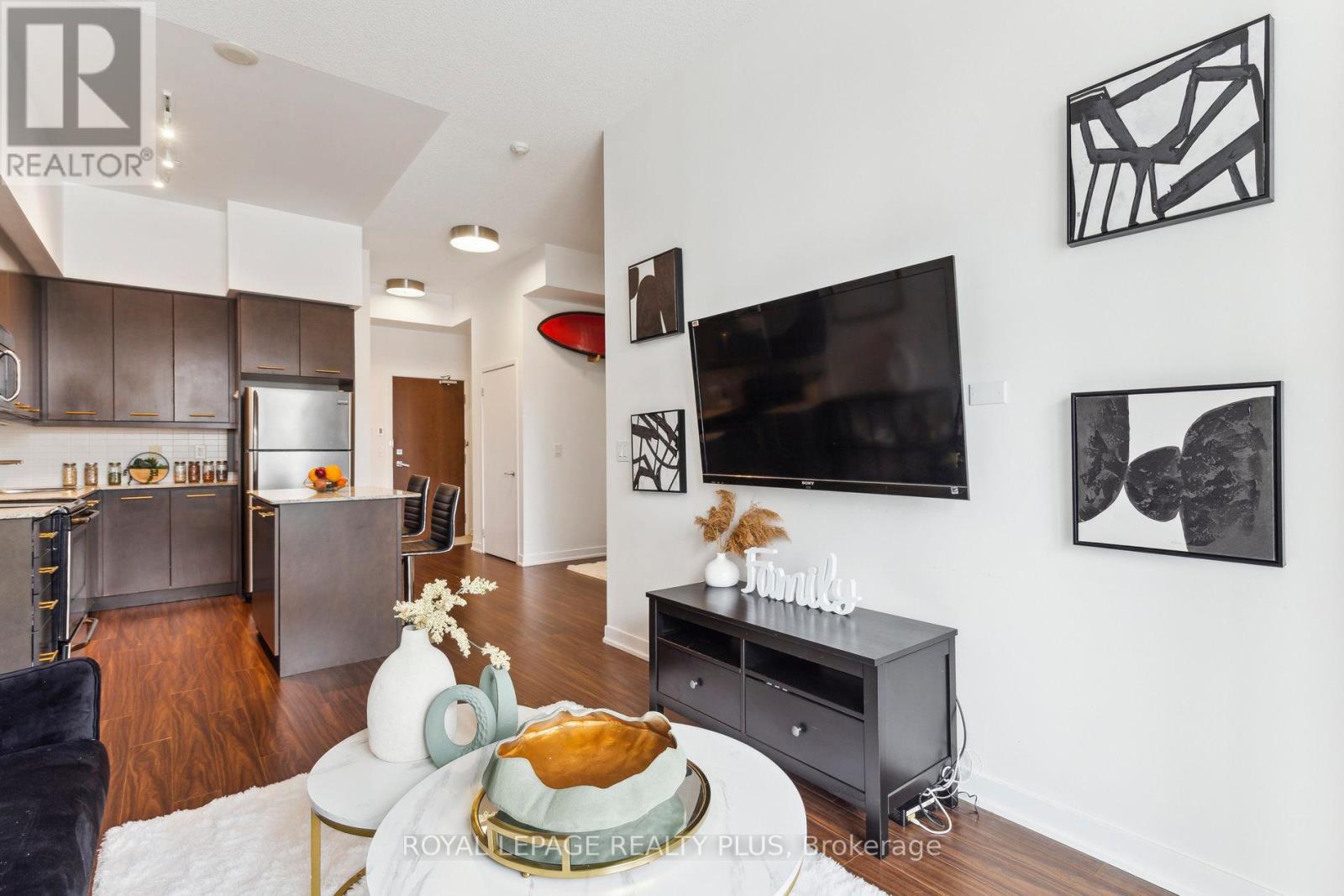 












603 - 365 PRINCE OF WALES DRIVE

,
Mississauga,




Ontario
L5B0G6

