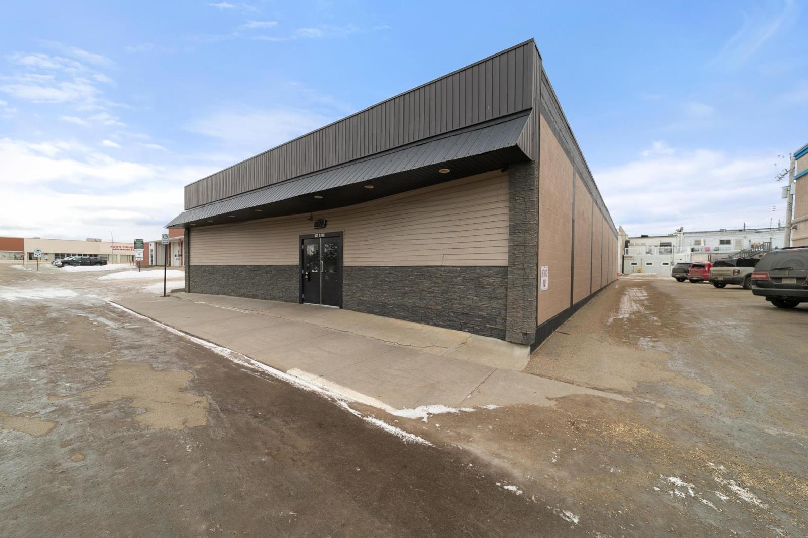 












5017  51 St

,
Camrose,




Alberta
T4V1N5

