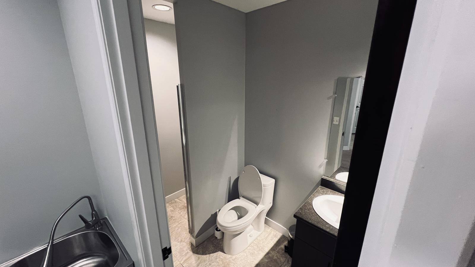 












95  McLeod Ave

,
Spruce Grove,




Alberta
T7X2Z6

