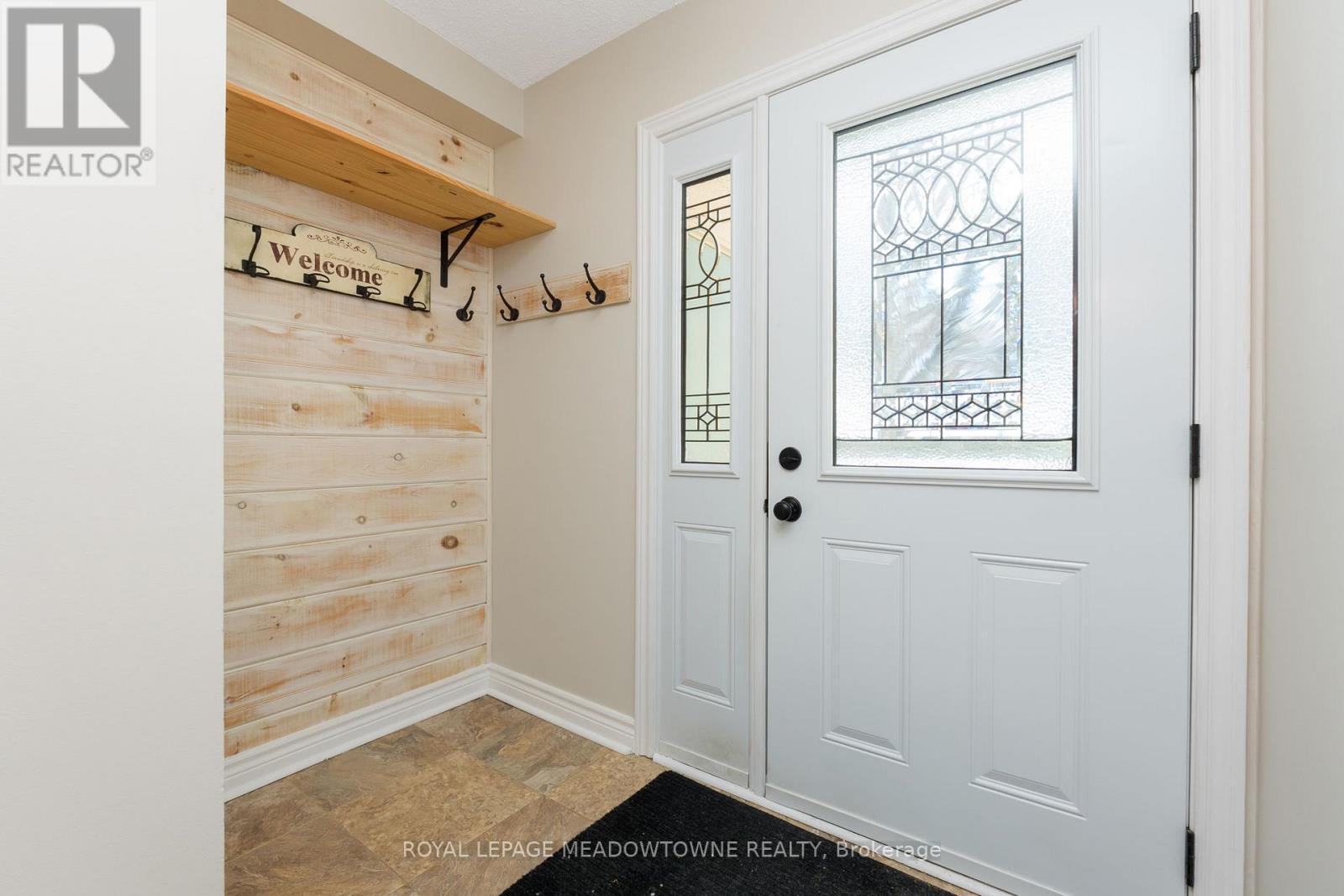 












51 LYNDEN CIRCLE

,
Halton Hills,




Ontario
L7G4Y7

