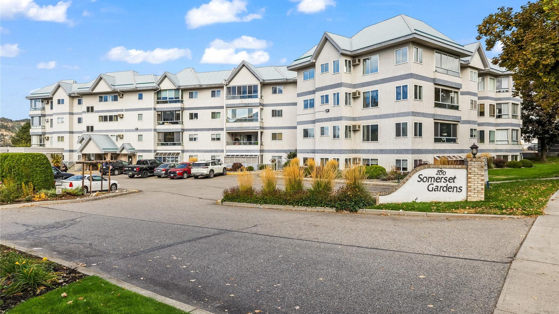 









200


Hollywood

Road, 205,
Kelowna,




BC
V1X 6Y9

