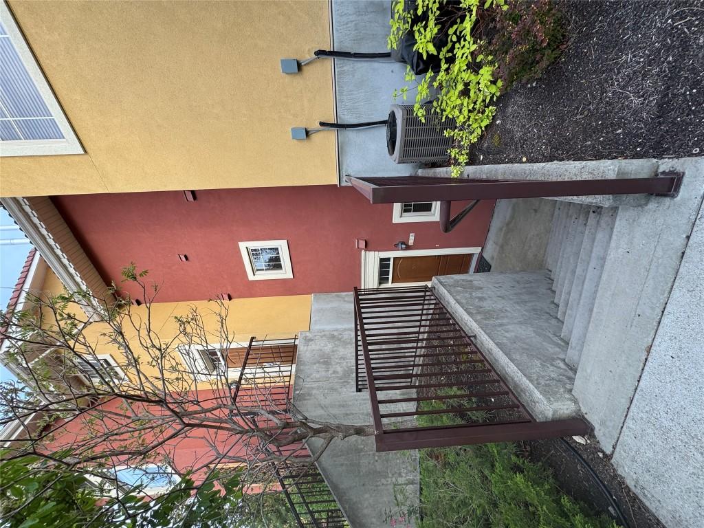 









1795


Country Club

Drive, 128,
Kelowna,




BC
V1V 2V9

