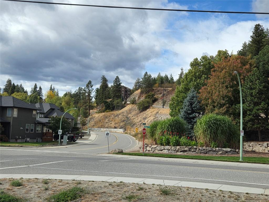 









2741


Auburn

Road,
West Kelowna,







BC
V1Z 3H7

