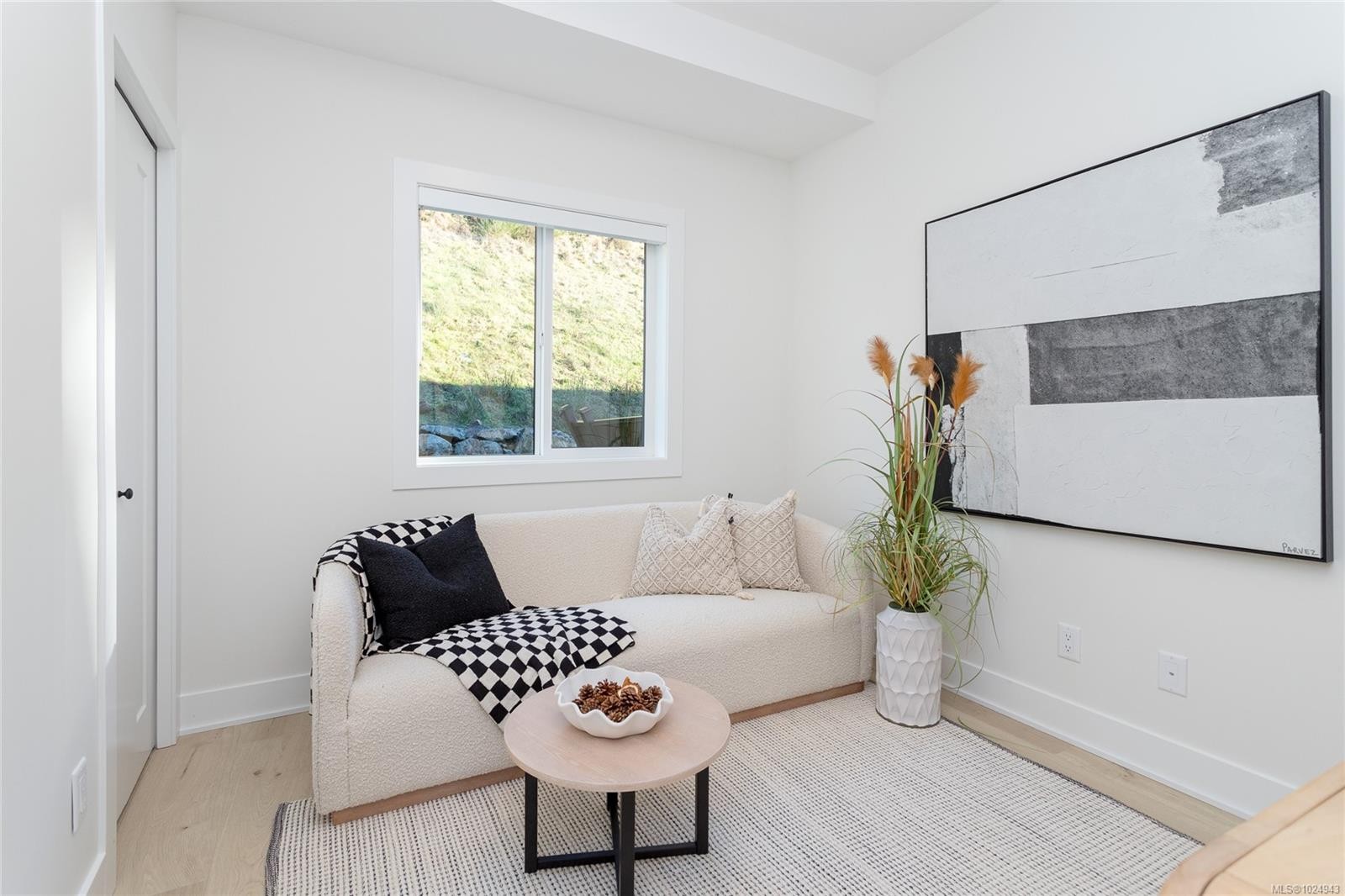 









1425


Dolomite

Ridge,
Langford,




BC
V9B 7G1

