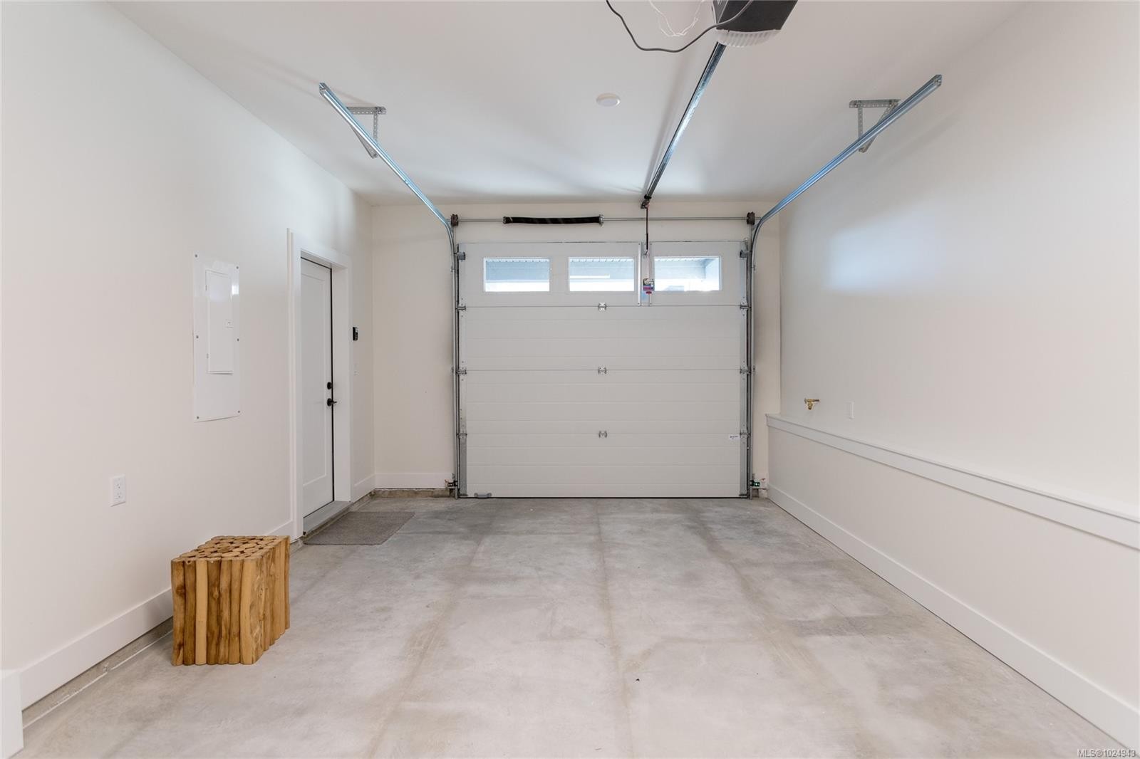 









1425


Dolomite

Ridge,
Langford,




BC
V9B 7G1

