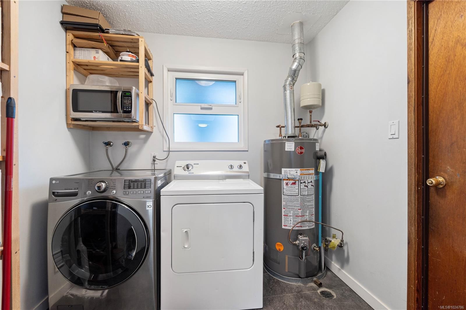 









260


Pym

St South,
Parksville,




BC
V9P 1G7

