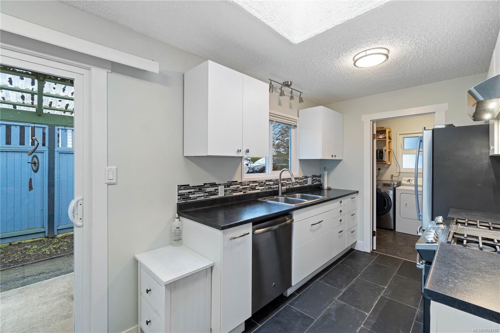 









260


Pym

St South,
Parksville,




BC
V9P 1G7

